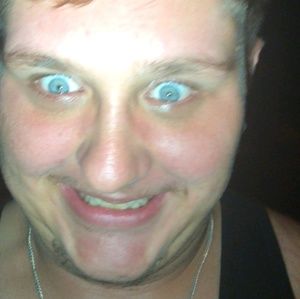 Meet your Posher, Christopher